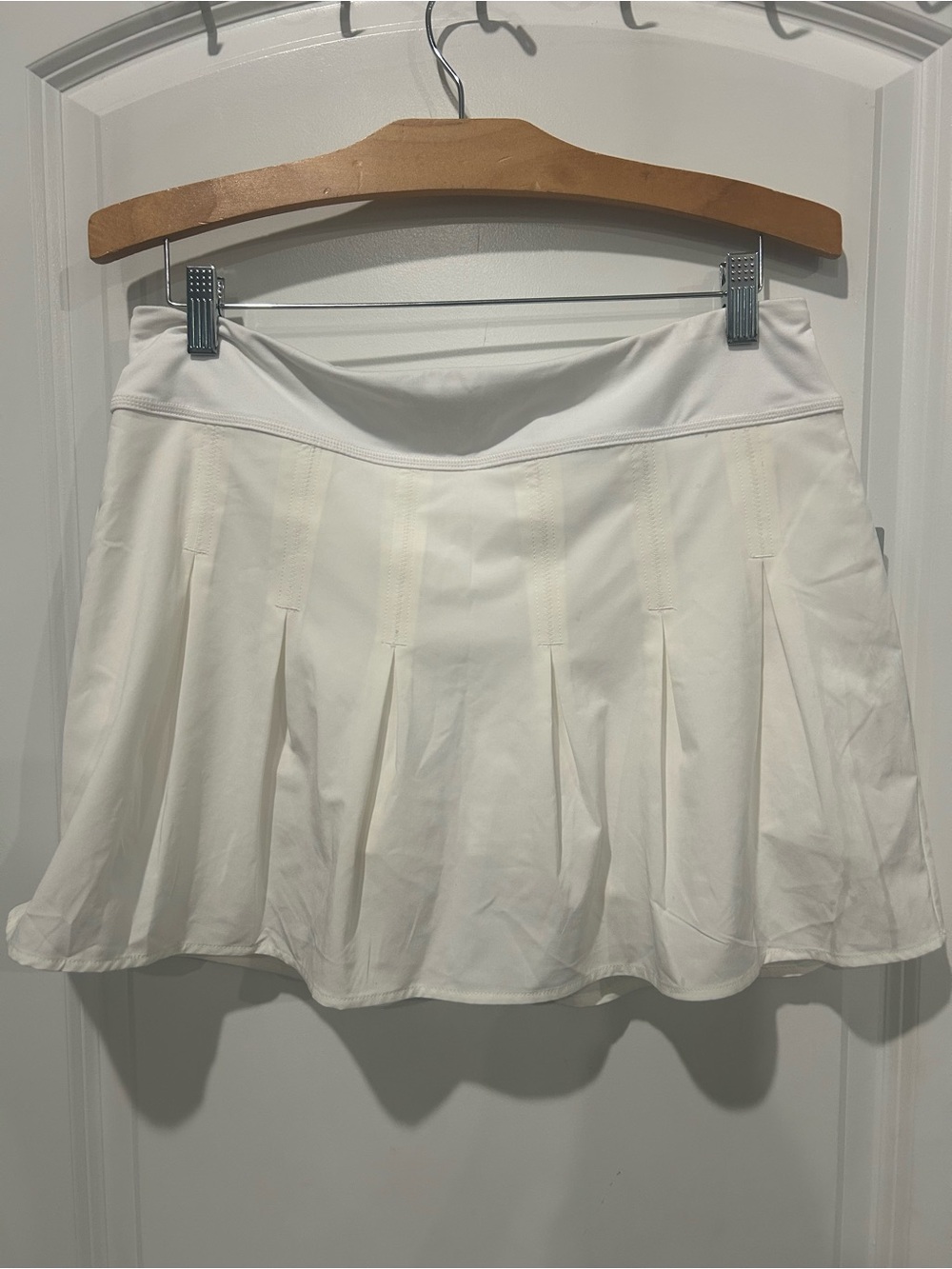 Athleta White Pleated Skater Tennis Skirt